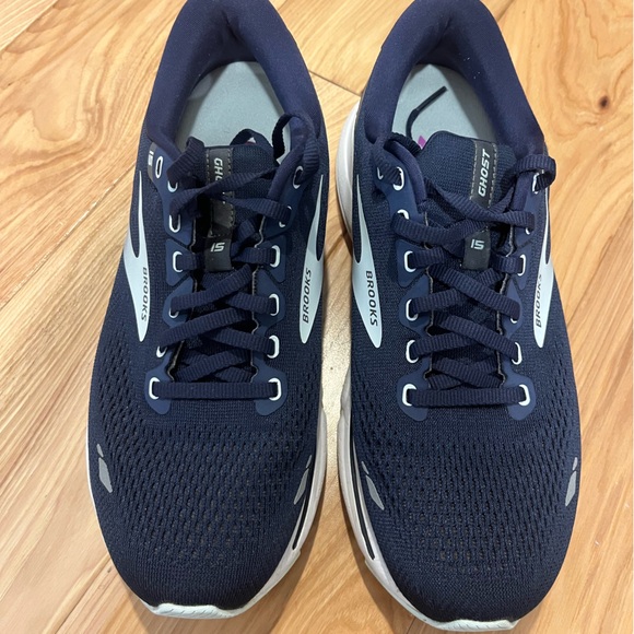 Brooks Women’s Ghost 15 Running Shoes Size 9 Wide - Picture 1 of 11